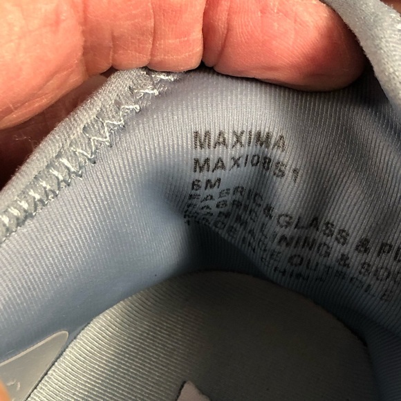 Steve Madden Women's Maxima Rhinestone-Trim Trainer Sneakers Blue Size 6 - Picture 9 of 11